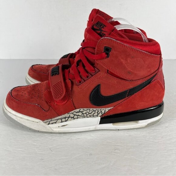 Nike Air Jordan Legacy 312 Toro Varsity Red AT4040 601 Size 7Y - Picture 6 of 8